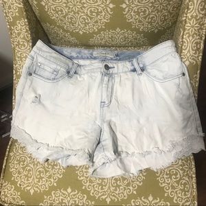 TORRID short jean shorts distressed light wash